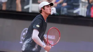 João Fonseca aponta Guga como inspiração antes de desafio em Roland Garros