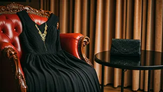 Timeless Style: Kapoor Sisters' Dinner Outing