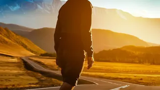 Core Engagement During Outdoor Activities In Hiking And Skateboarding: A Practical Comparison