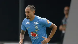 Raphinha admite cobrança da torcida e vê evolução desde a Copa de 2022
