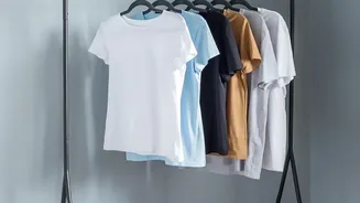 How Capsule Wardrobes Help Pack 4 Days Rainy Clothes In Light Carry-On