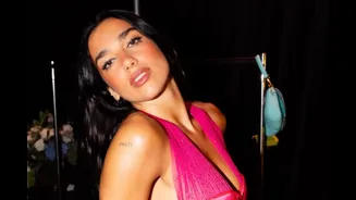 Dua Lipa’s One Travel Essential Is A Yoga Mat, And It Says Everything About Her Wellness Philosophy