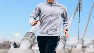 How Low-Intensity Running And Cycling In Zone 2 Improves Desk Worker Endurance