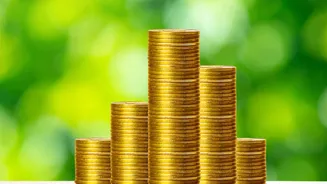 Retail wealth increases faster when mutual fund investments bypass recurring middleman commission payouts