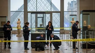 Louvre Museum Shut After Paris Jewelry Theft
