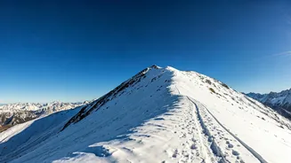 Snowy Mountain Treks for Beginners: 7 Adventures