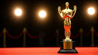 Deepika's Delight: Paparazzi Praise for Ranveer!