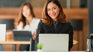 How Desk Workers Use Zone-2 Brisk Walking To Stay Healthier During Sitting Hours