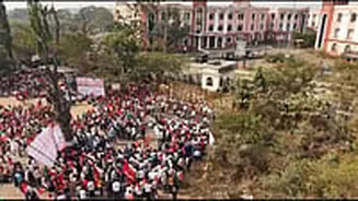 'Red Storm' In Palghar: CPI(M)-Led Tribals, Farmers, & Laborers Rally For Land, Water Rights, & Basic Amenities; Videos Surface