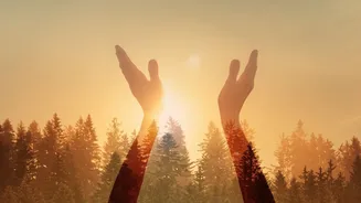 Proteção espiritual: 5 orações poderosas para blindar sua semana de energias negativas