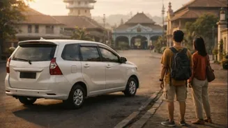 7 Sewa Mobil Murah di Solo untuk Liburan 2025, Harga Mulai Rp200 Ribuan