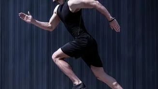 Why Short Contrast-Water Showers Are Replacing Full Ice Baths For Urban Runners