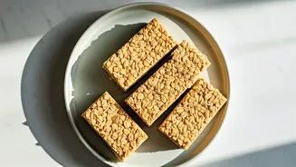 Ditch Simple Bowls, Try These Frozen Overnight Oats Bars