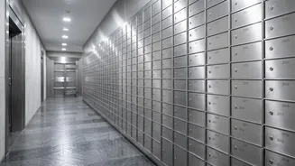 Parking Short-Term Cash: Debt Funds Liquidity Advantage Vs Bank FD Guarantee Safety