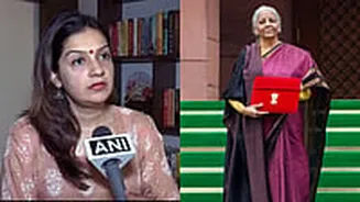 'Tamil Nadu Handloom Weave, As Predicted': UBT MP Priyanka Chaturvedi Sarcastic Reaction To FM Nirmala Sitharaman's Kanjeevaram Saree For Budget 20...