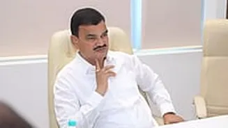 Climate Change Impact: Maharashtra Agriculture Minister Dattatray Bharane Orders Crop Cost Study Across Regions