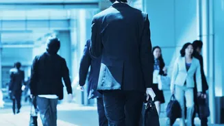 Desk Workers Turn To Low-intensity Zone-2 Brisk Walking For Stamina