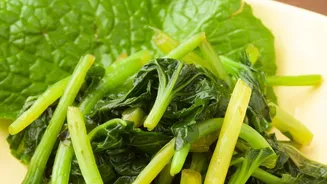 Raw vs Cooked Greens: Which is Better?