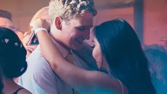 Timeless Hollywood Rom-Coms Perfect For Setting Up Relaxed Stream-At-Home Couples Evenings