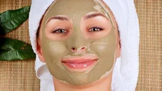 Summer-friendly multani mitti face packs to try during nautapa for tan removal