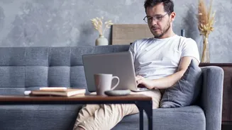 How Indian Remote Freelancers Can Satisfy Minimum Income Rules For Asian Visas