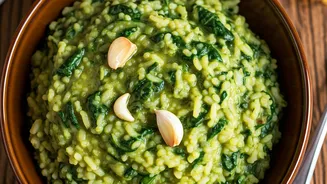 Flavorful Garlic Spinach Khichdi: A Quick & Comforting Weeknight Meal