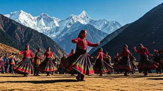 Himachali Folk Dances Are The Real Travel Hook