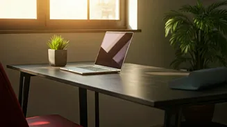 This Quick Desk Stretch Beats Heavy Gym Siftings