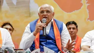 16 Guj ministers resign before cabinet expansion
