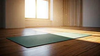 Yoga 365: Transforming Lives by Making Yoga a Daily Habit