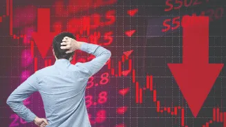 Stock Market: शेअर बाजारात ‘ब्लॅक मंडे’, सेनसेक्स 700 अंकानी घसरला, फक्त भारतात नाही तर जगभरात हाहाकार