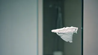 Banish Bathroom Fog: The Shaving Cream Mirror Hack for Crystal Clear Views