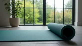 How Simple Indoor Bodyweight Movements Boost Daily Stamina And Muscle Fitness On Rainy Days