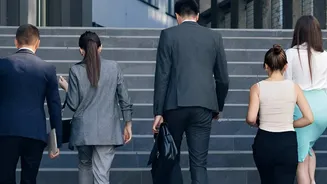 Post meal walks help office workers lower blood sugar spikes and avoid afternoon slumps