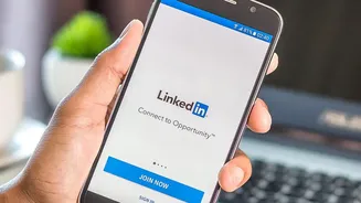How Entry-Level Talent Presents College Work On LinkedIn To Attract Recruiters