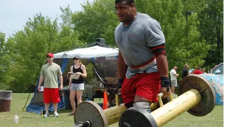 Stair descents v/s farmers walk: Which improves grip strength better?