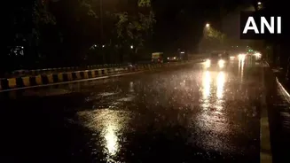 Rain Lashes Delhi-NCR Amid Scorching Heat, IMD Issues Thunderstorm Alert