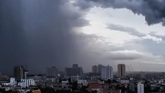 Why Modern Cities Deploy Smart Sensors To Spot Drained Capacity Limits During Rainstorms