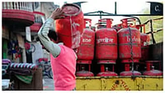 LPG Shortage Causing Hardship In Mumbai; Congress To Hold Protests Across City On March 13 & 14