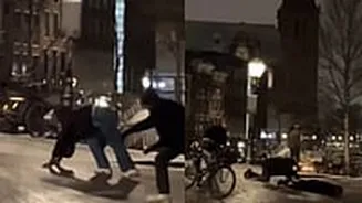 Amsterdam Streets Turns Into Ice Rink: Funny Visuals Of Pedestrians Struggling To Move & Skidding On Roads Go Viral - Watch