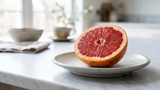 How Acidic Citrus Juices Can Trigger Unintended Drug Reactions When Combined With Everyday Medications