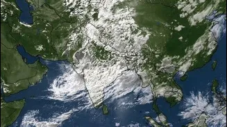 भारत से कोरिया तक फैले 7,000 किलोमीटर लंबे मानसूनी बादल