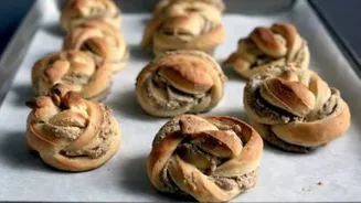 Our new breakfast favorite: Tahini roll-ups