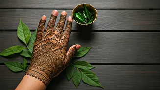 Make Mehndi Darker With These 7 Simple Hacks