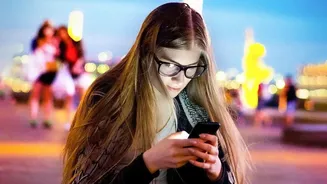 Smartphone Astronomy Tools Guide Urban Residents Through Light-Polluted Night Sky Scans