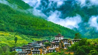 Monsoon Travel Safety: What To Check Before Booking A Hill Holiday