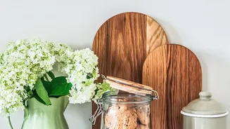 Give Old Jars and Boards a Second Life as Decor