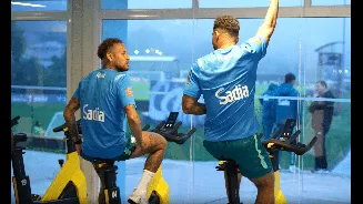 Jogo de empurra-empurra: CBF e Santos vivem incômodo sobre lesão de Neymar