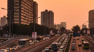 Five Smart Monsoon Commute Habits For City Residents