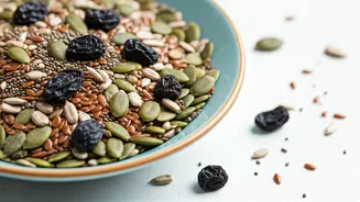 Unlock Complete Nutrition: Expert-Approved Seed Mix for Summer Wellness